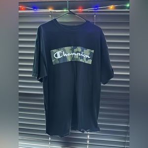 Men’s Champion Box Logo Shirt Size 1XL